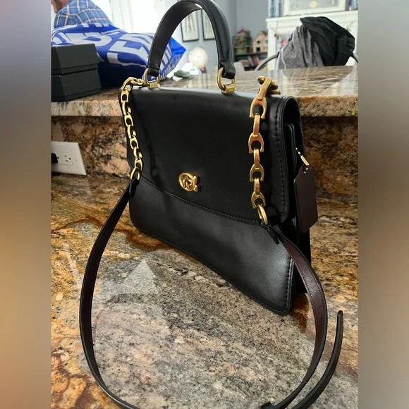 Coach tophandle turnlock bag - Picture 2 of 11